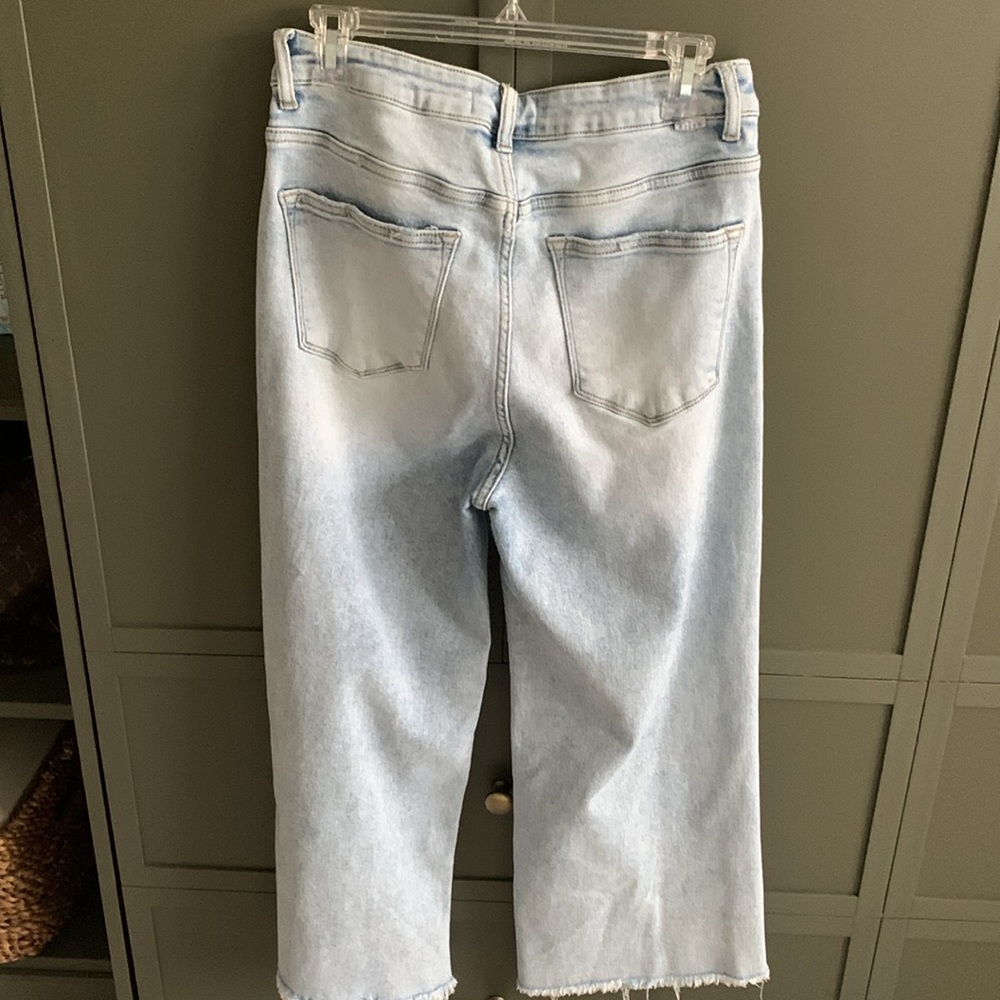 Risen FP Exclusive High Rise Light Wash Wide Leg Frayed Ankle Jeans 30/11 - Picture 7 of 7